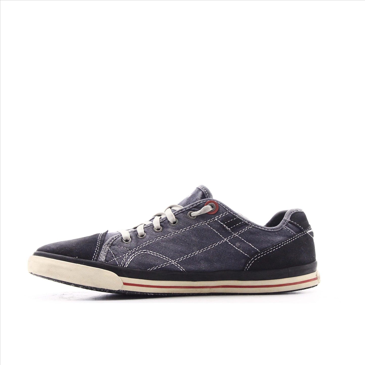 Skechers