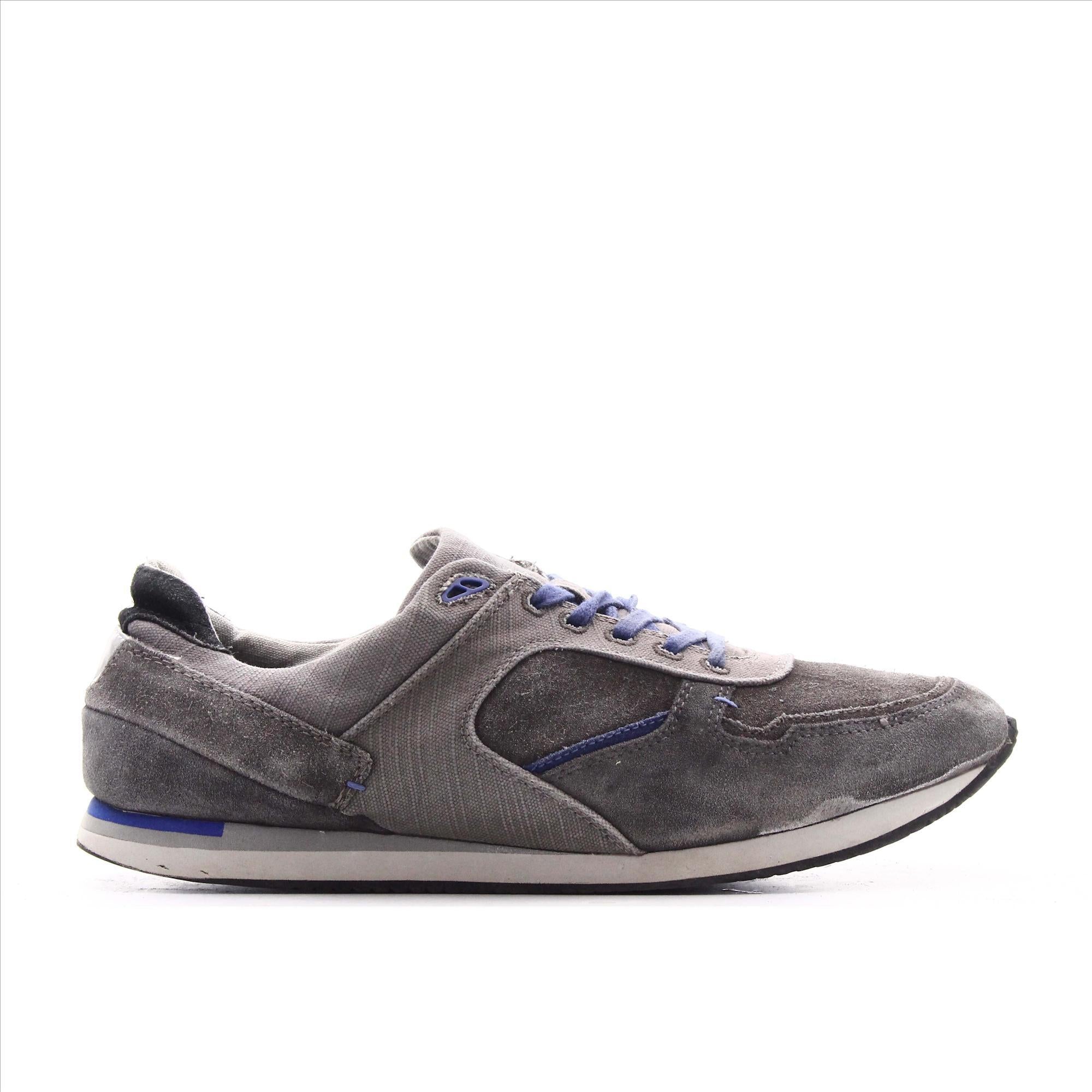 Eram shoes store