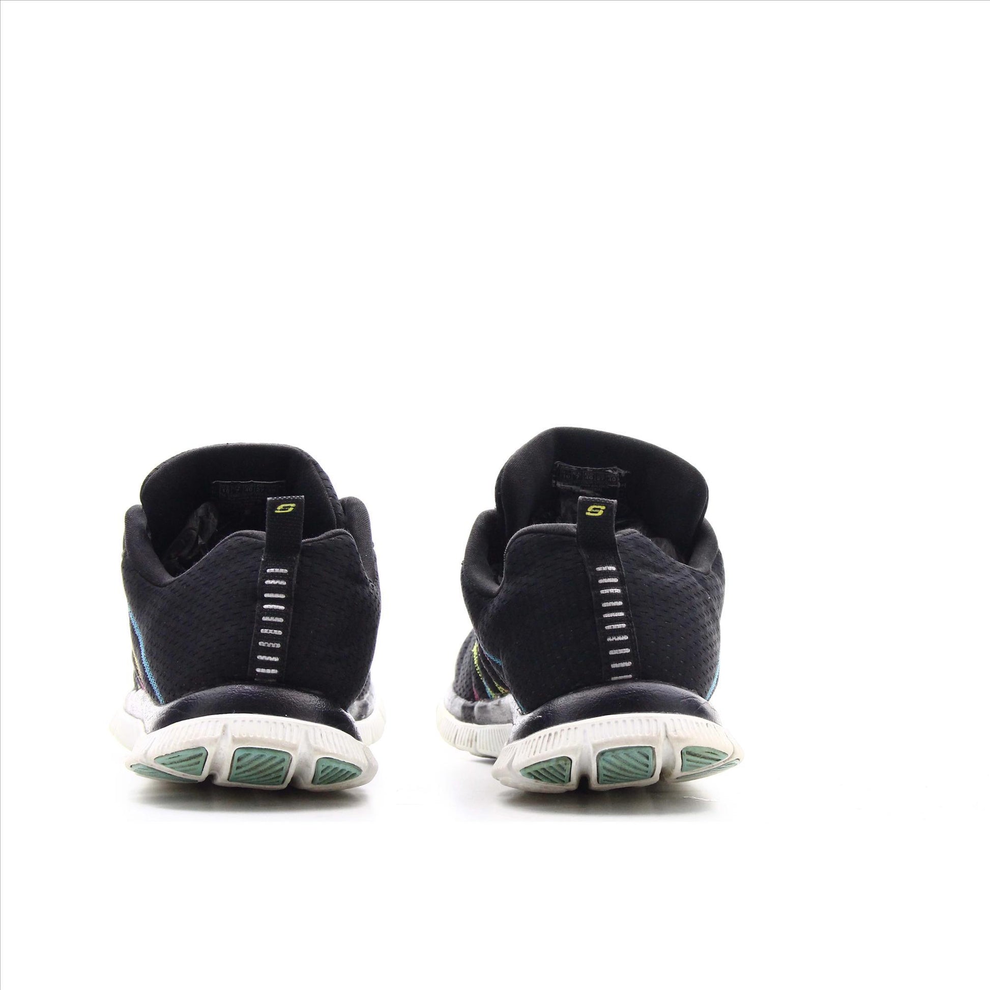 Skechers LightWeight