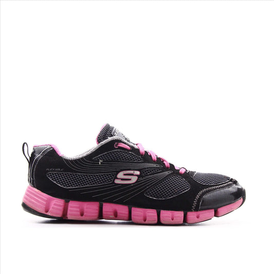 Skechers
