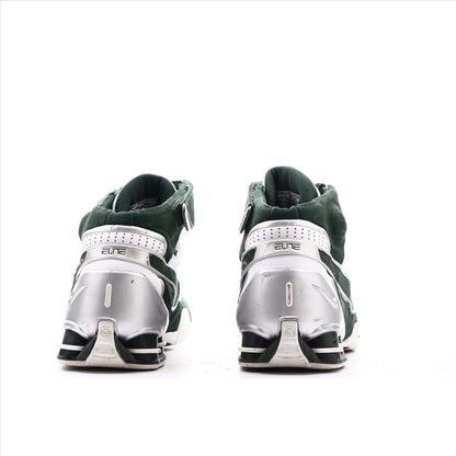 Nike Elite