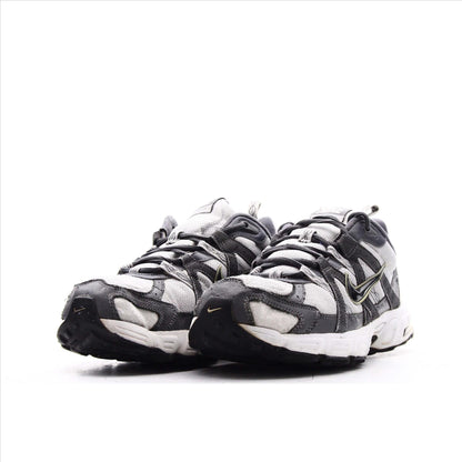 Nike Alvoro