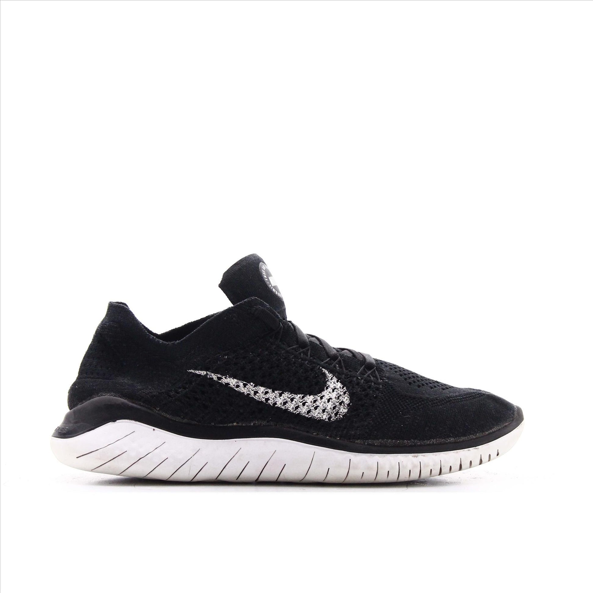 Nike Flyknit Free Run