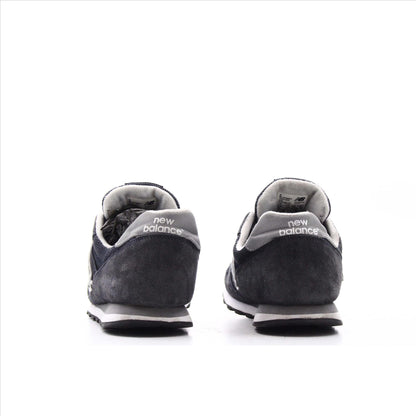 New Balance 373