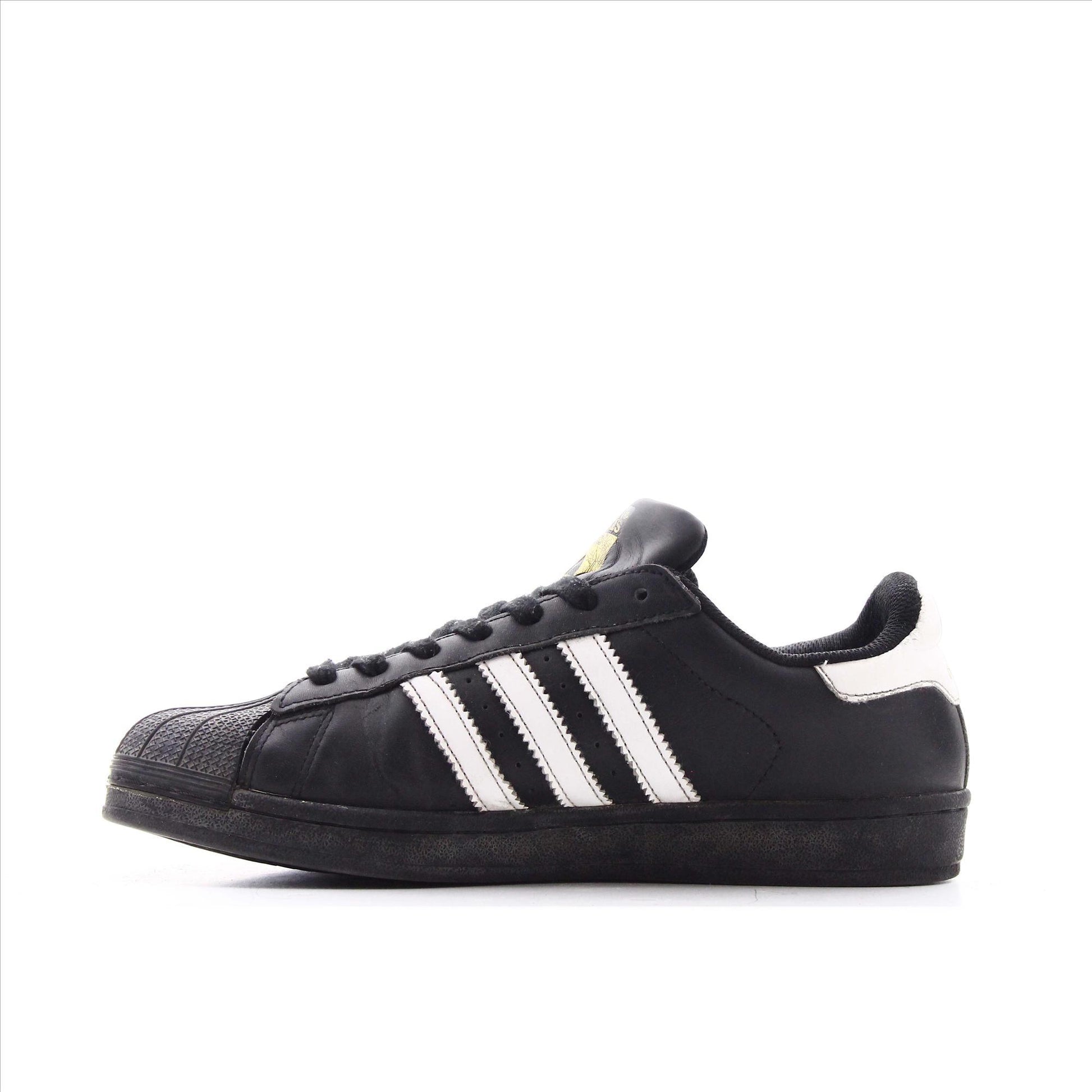 Adidas Superstar