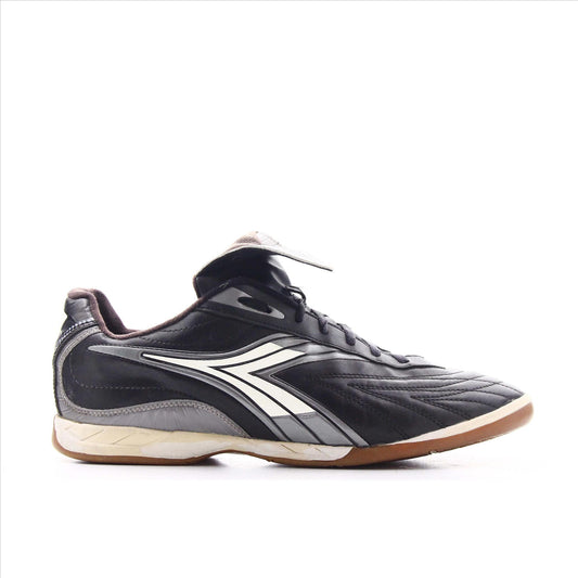 Diadora