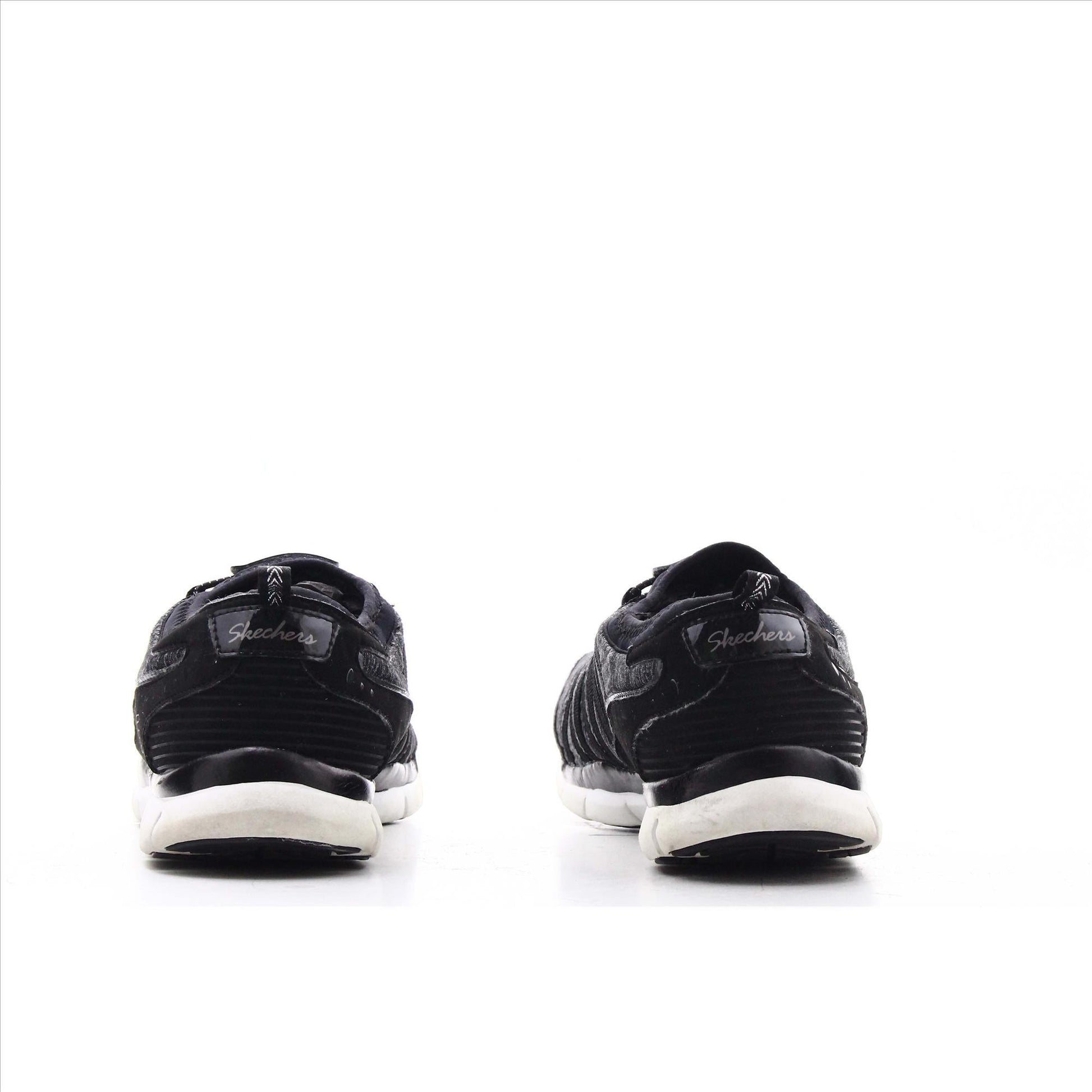 Skechers Air Cooled Memory Foam