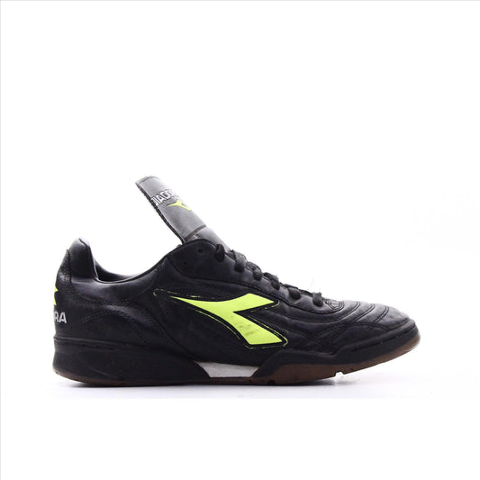 Diadora