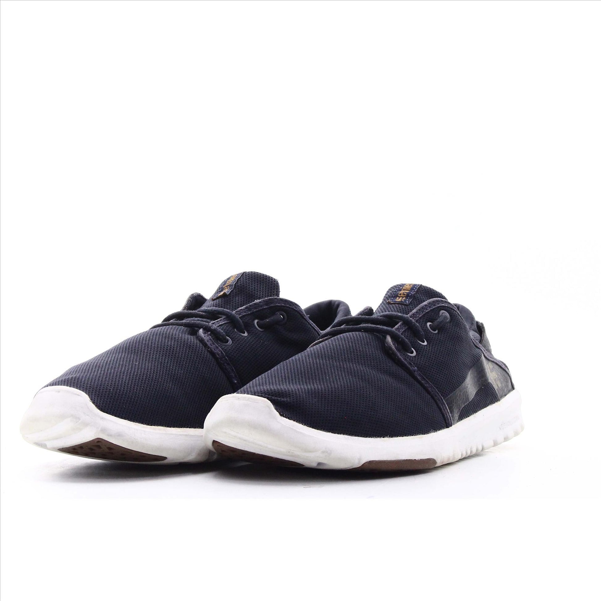 Etnies
