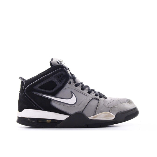 Nike Flight