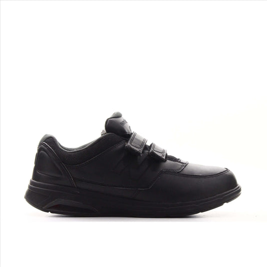 New Balance 813