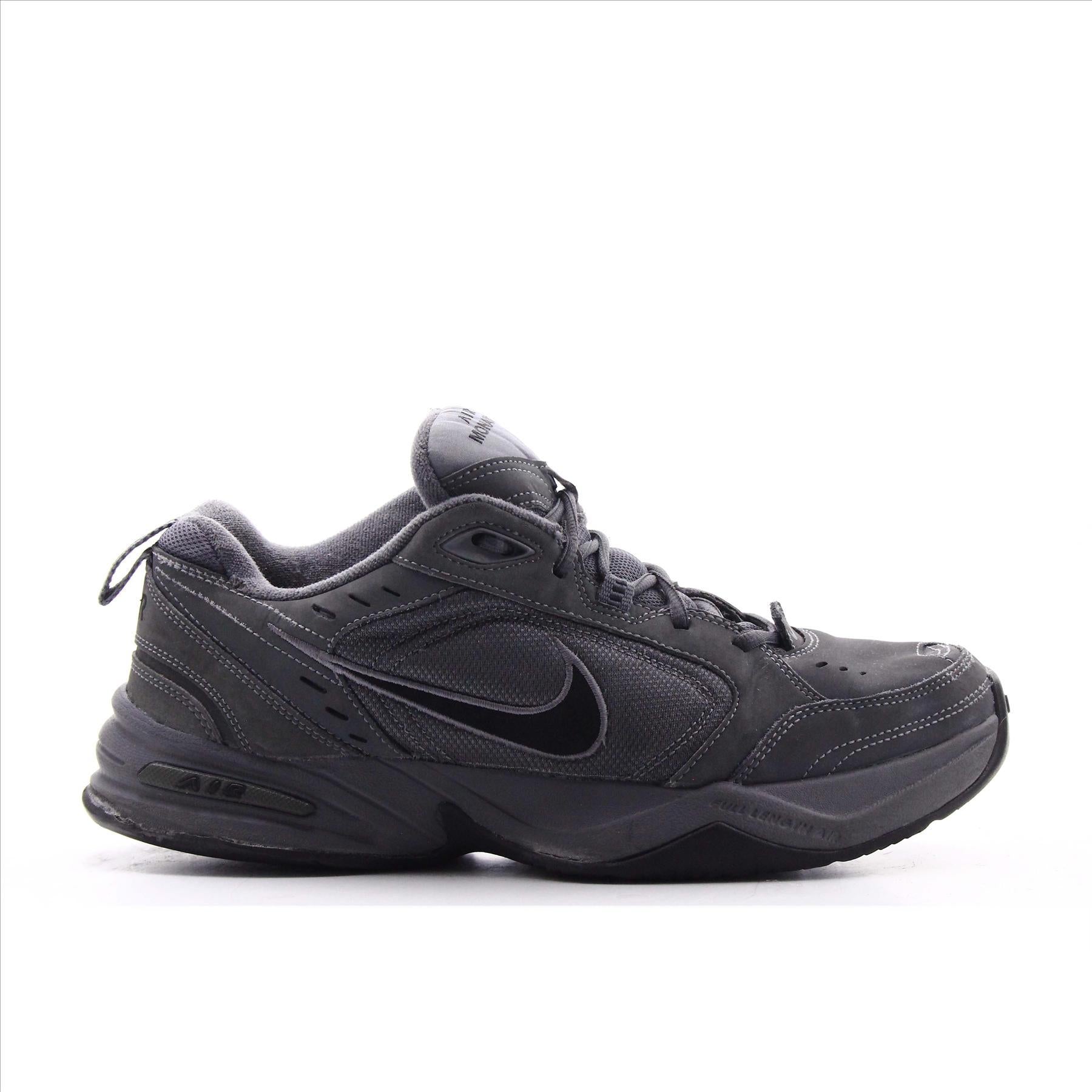 Nike Air Monarch