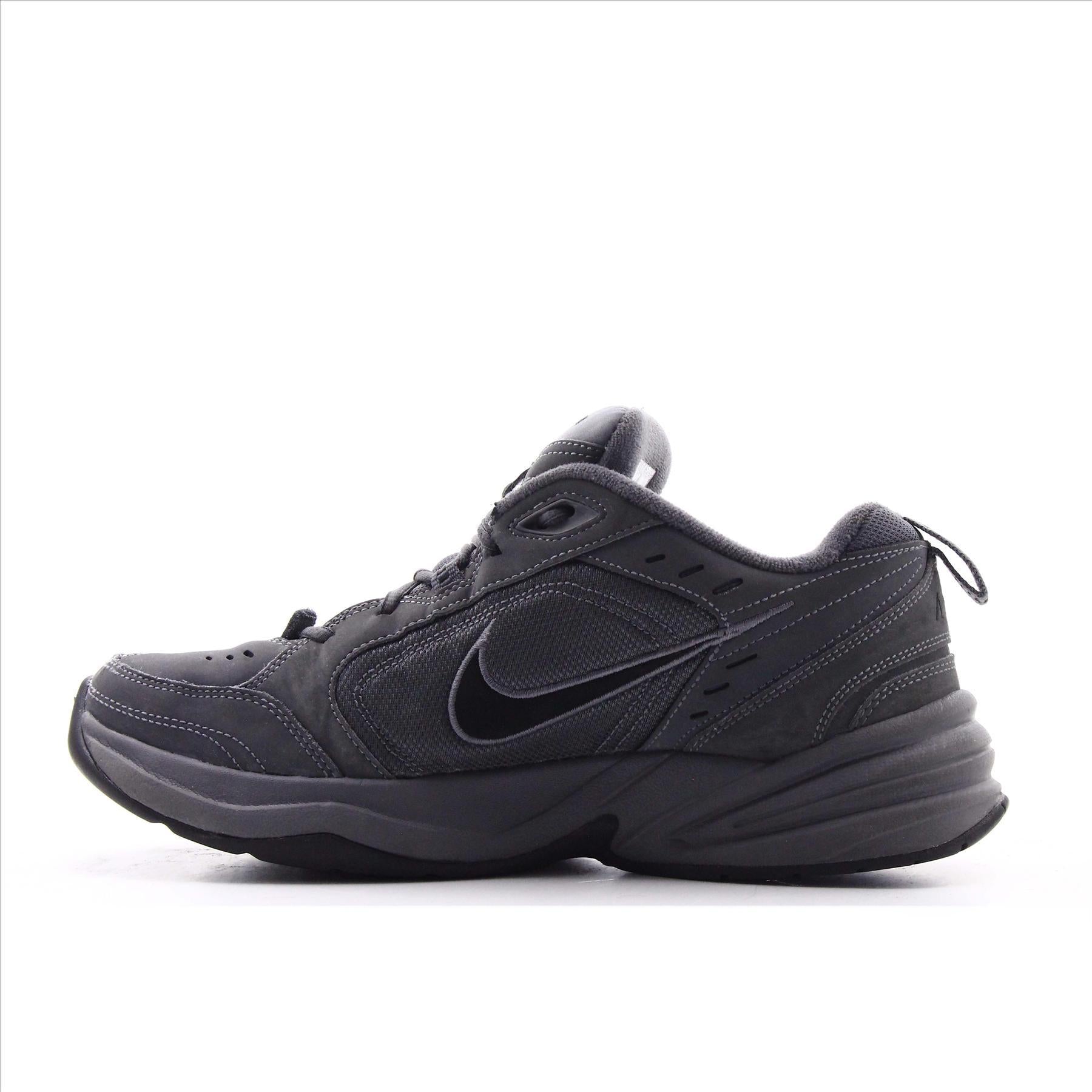 Nike Air Monarch