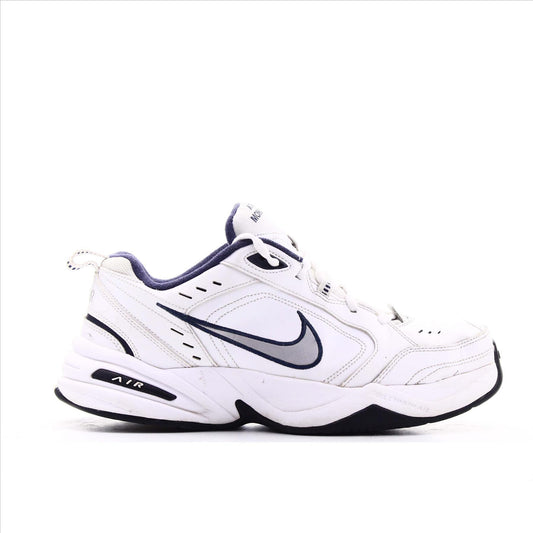 Nike Air Monarch