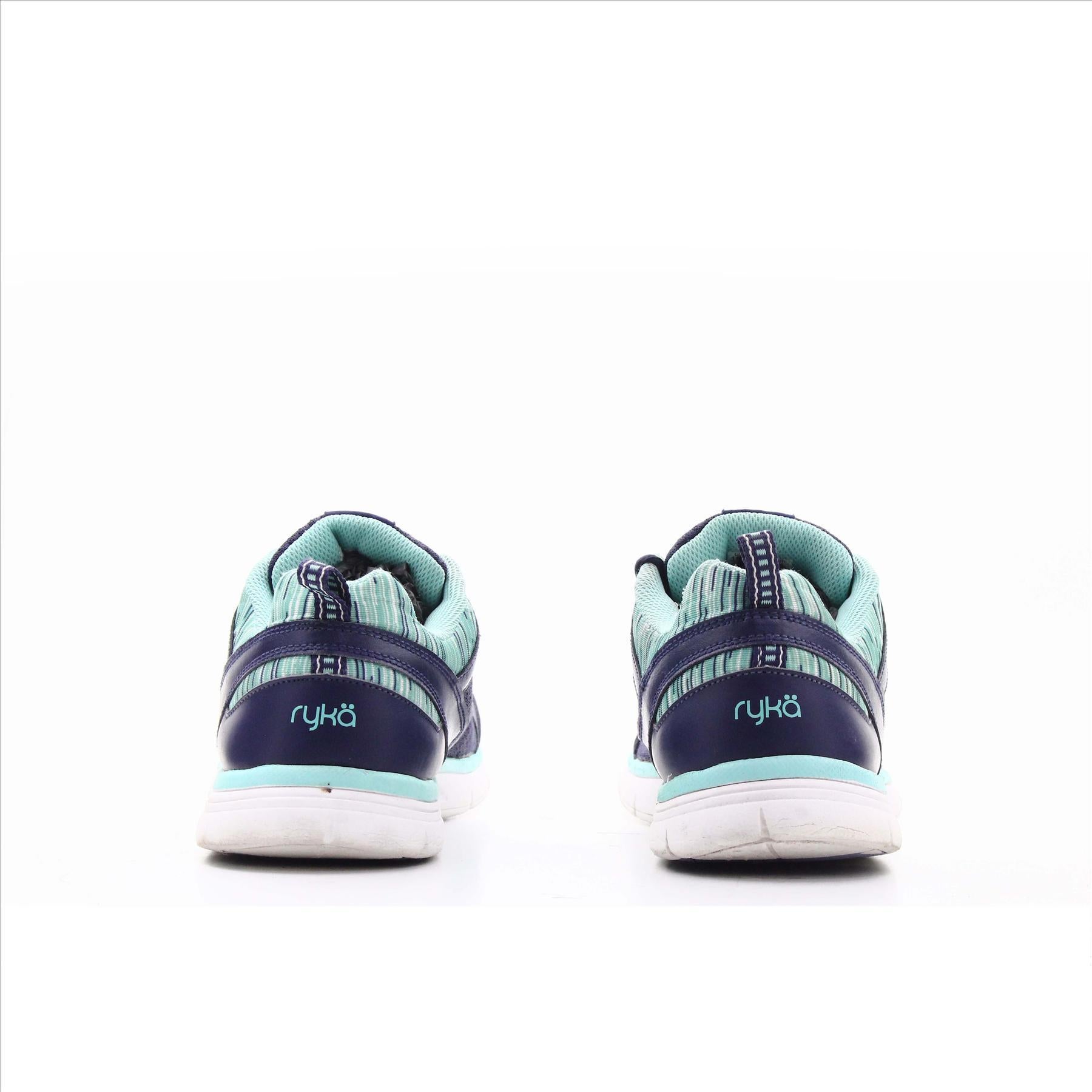 Nike Delish