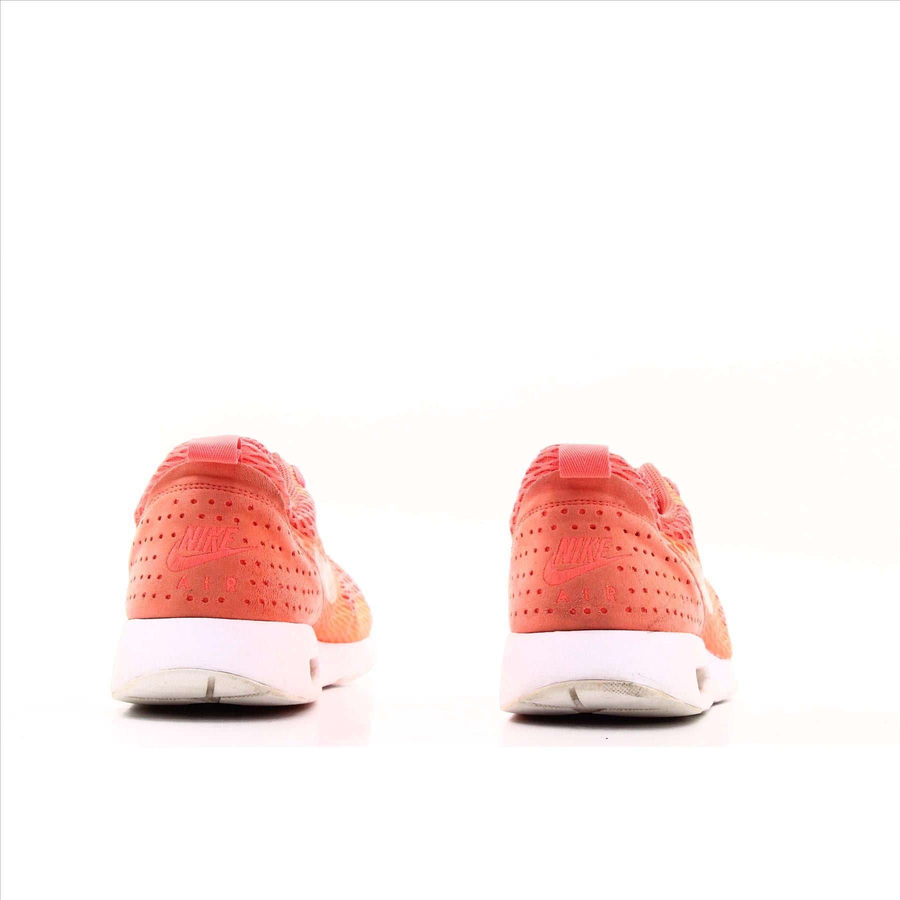 Nike Air
