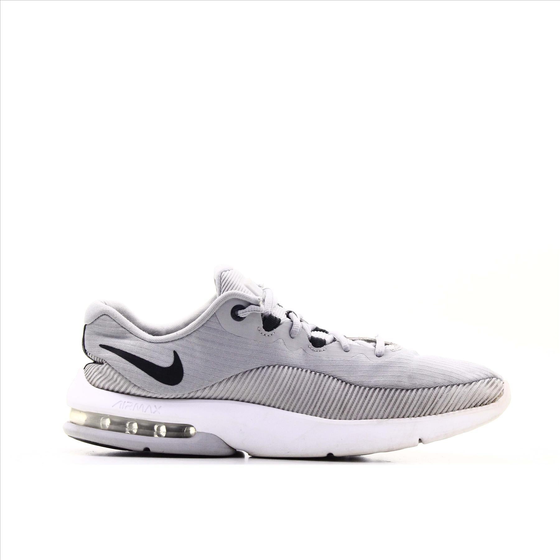 Nike Max Advantage 2