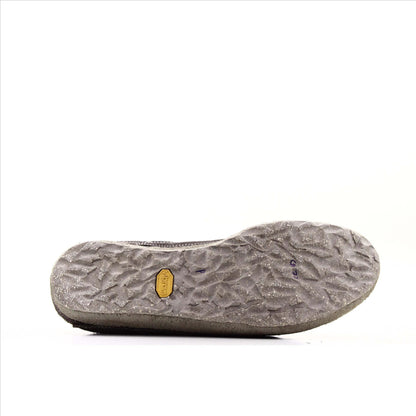 Handcrafted by Bootmaker Vibram