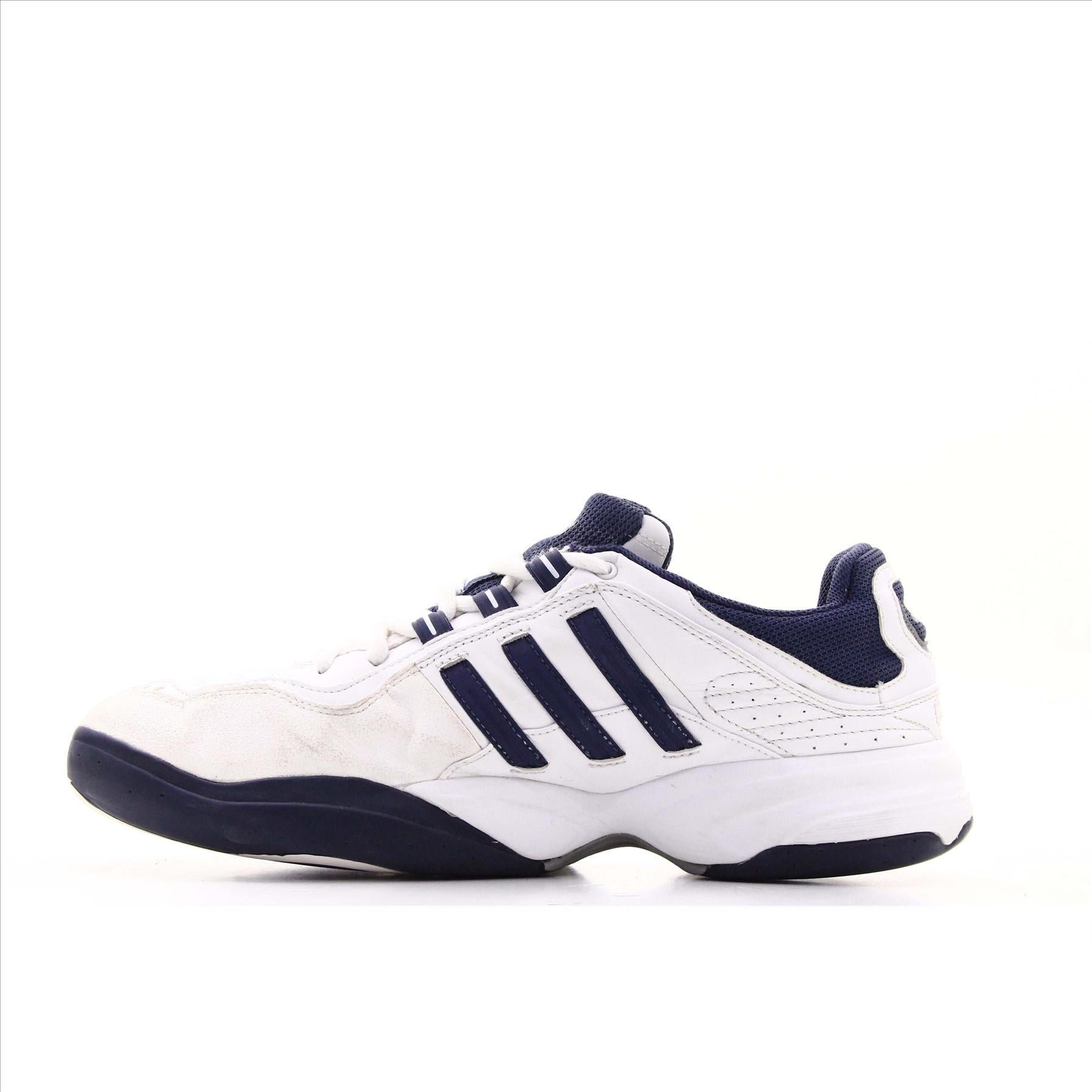 Adidas Court