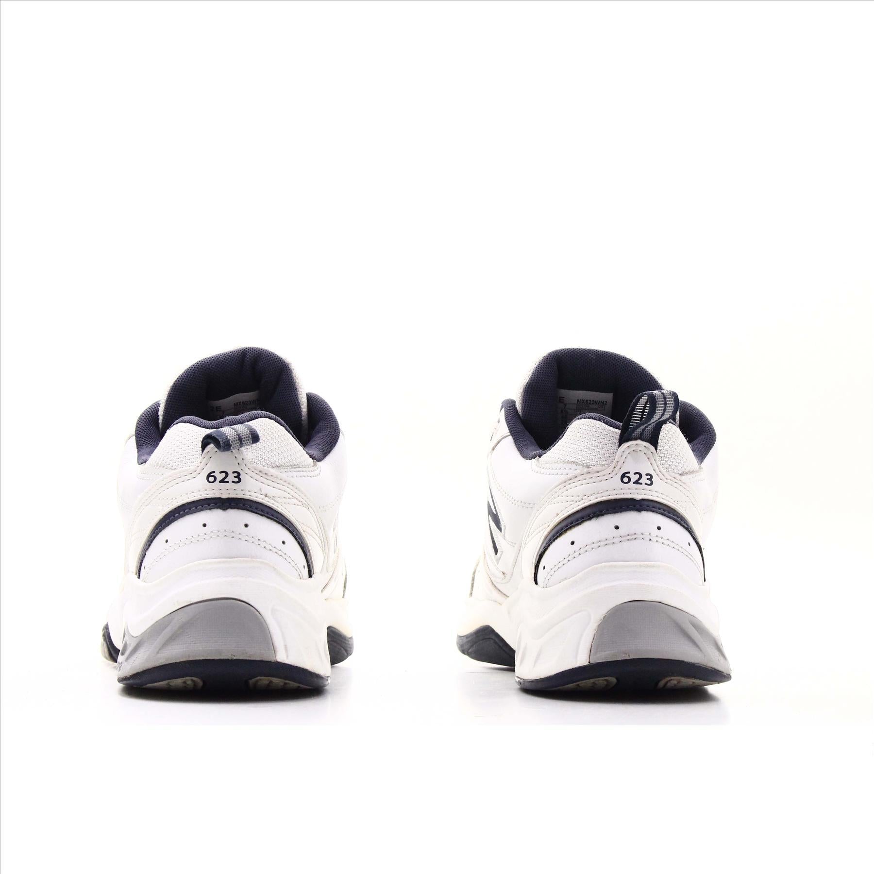 New Balance 623
