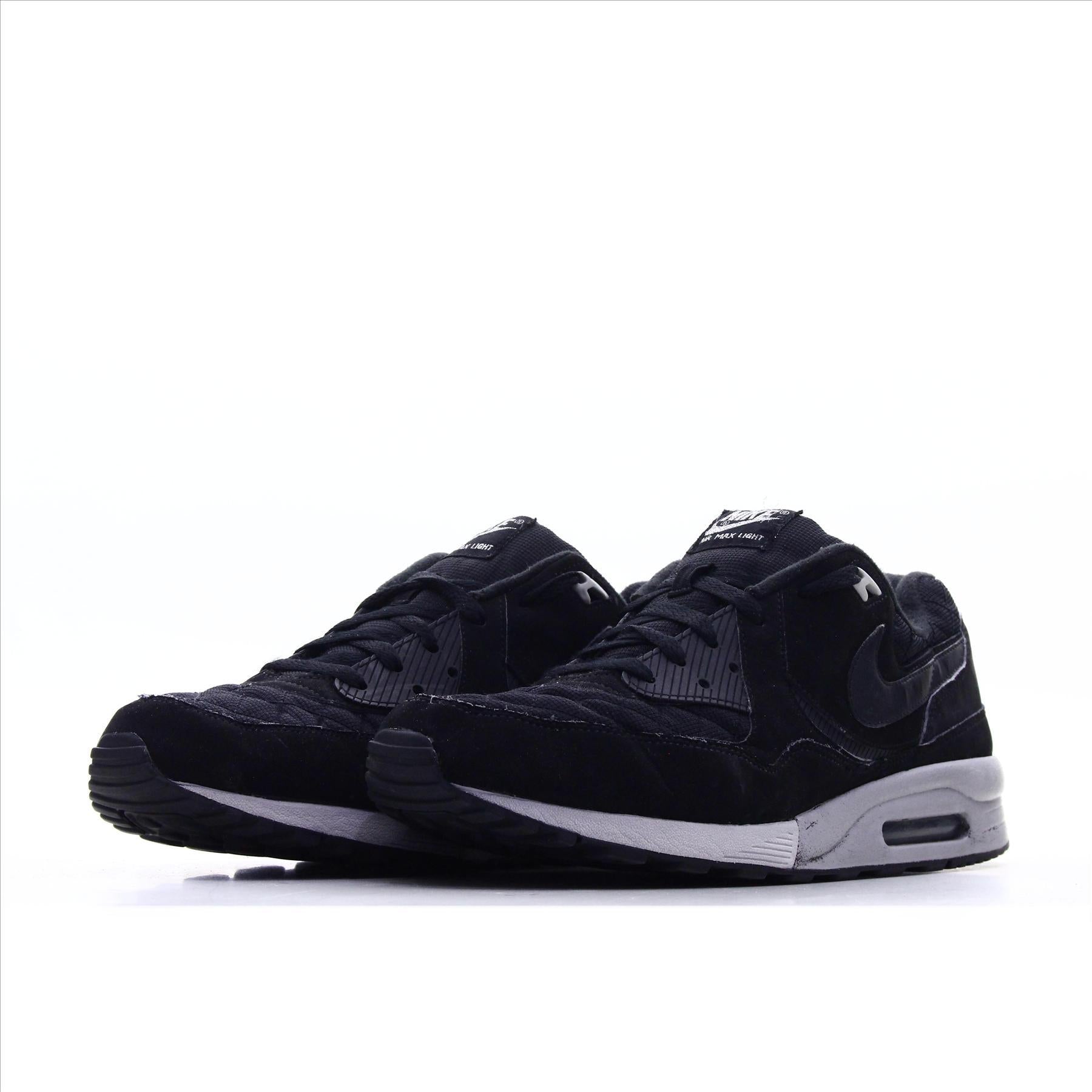 Nike Air Max Light