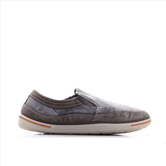 Skechers Relaxed Fit Memory Foam
