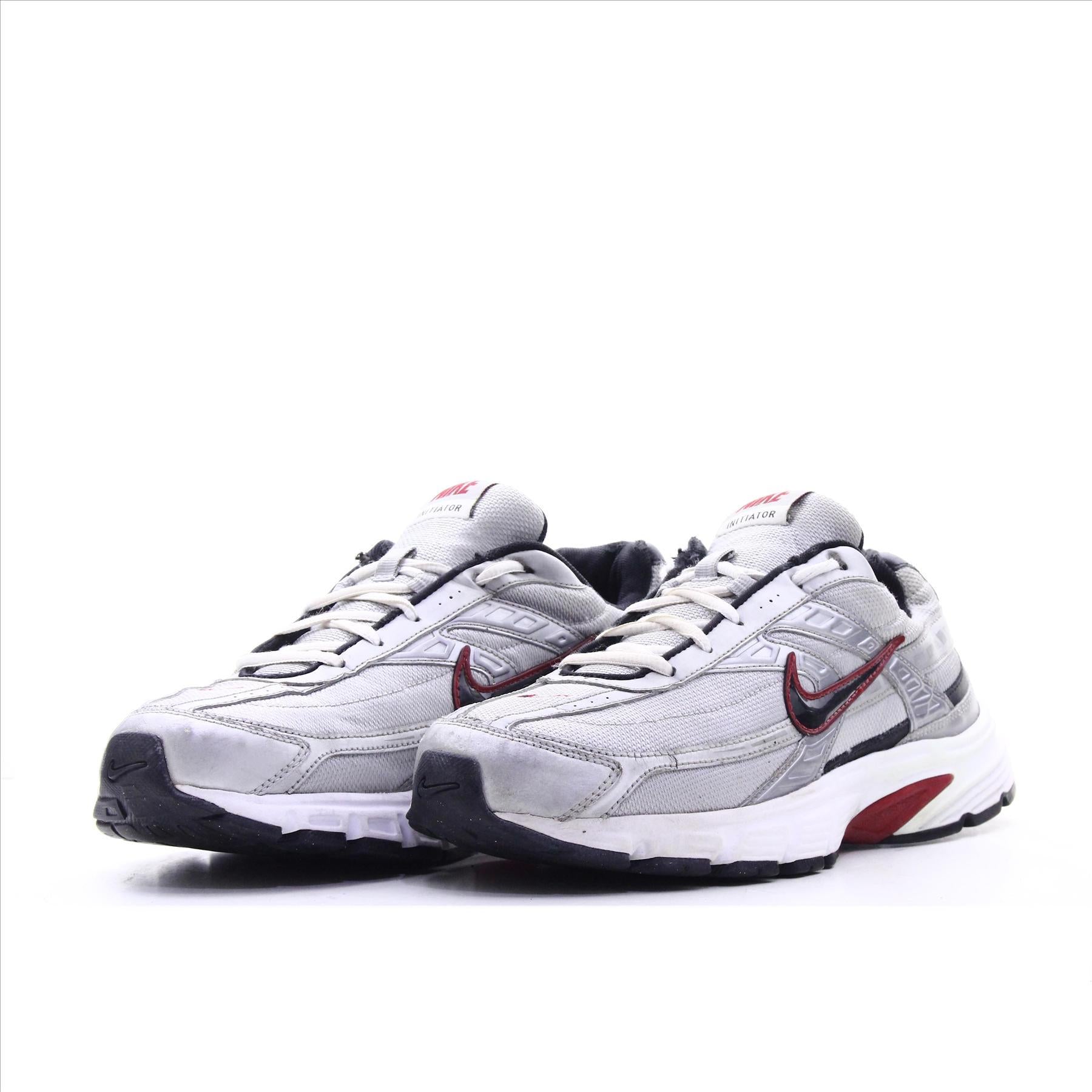 Nike Initiator