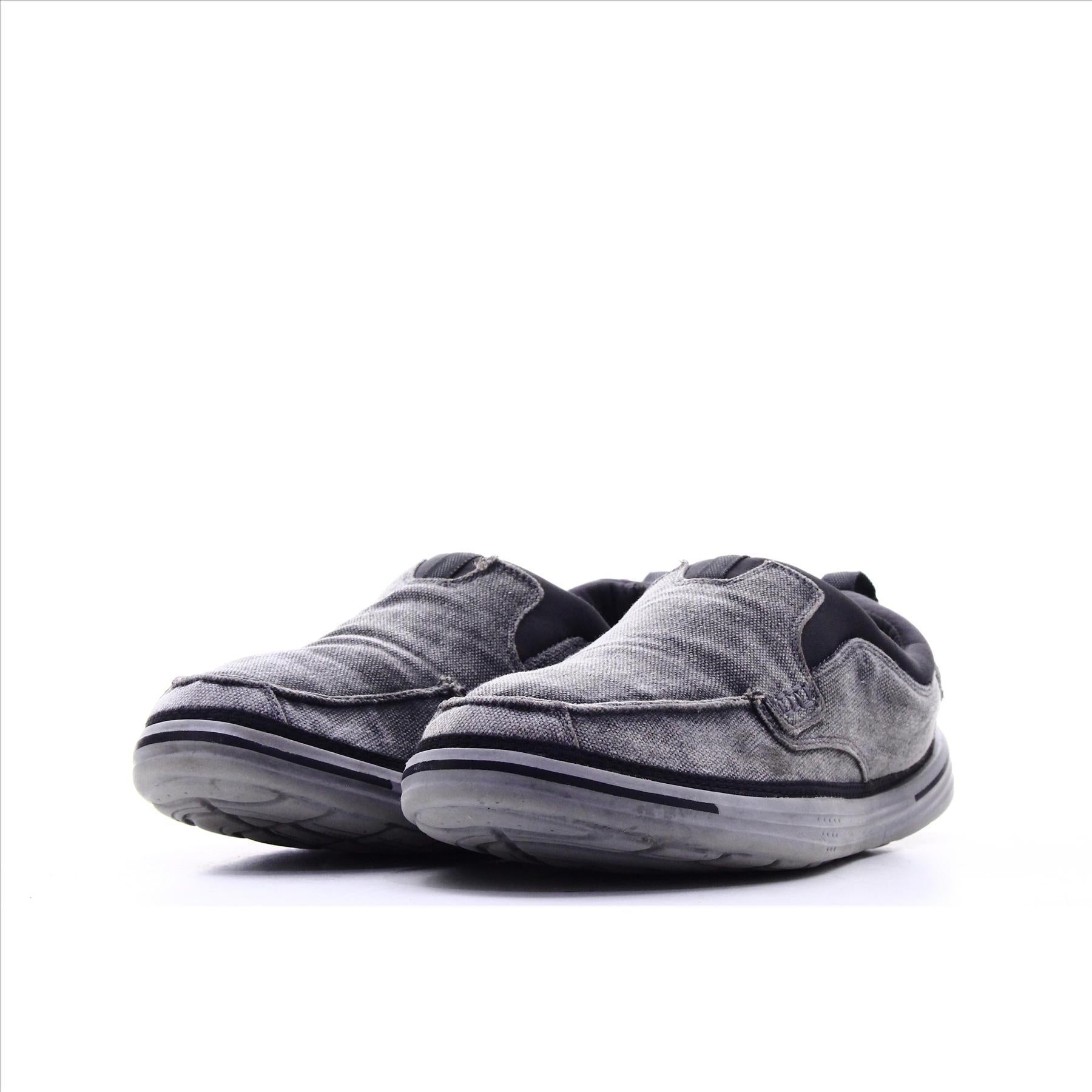 Skechers Relaxed Fit 