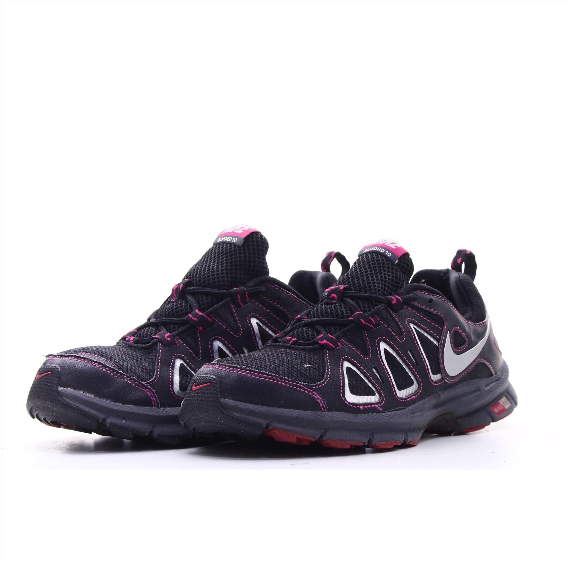 Nike Alvord