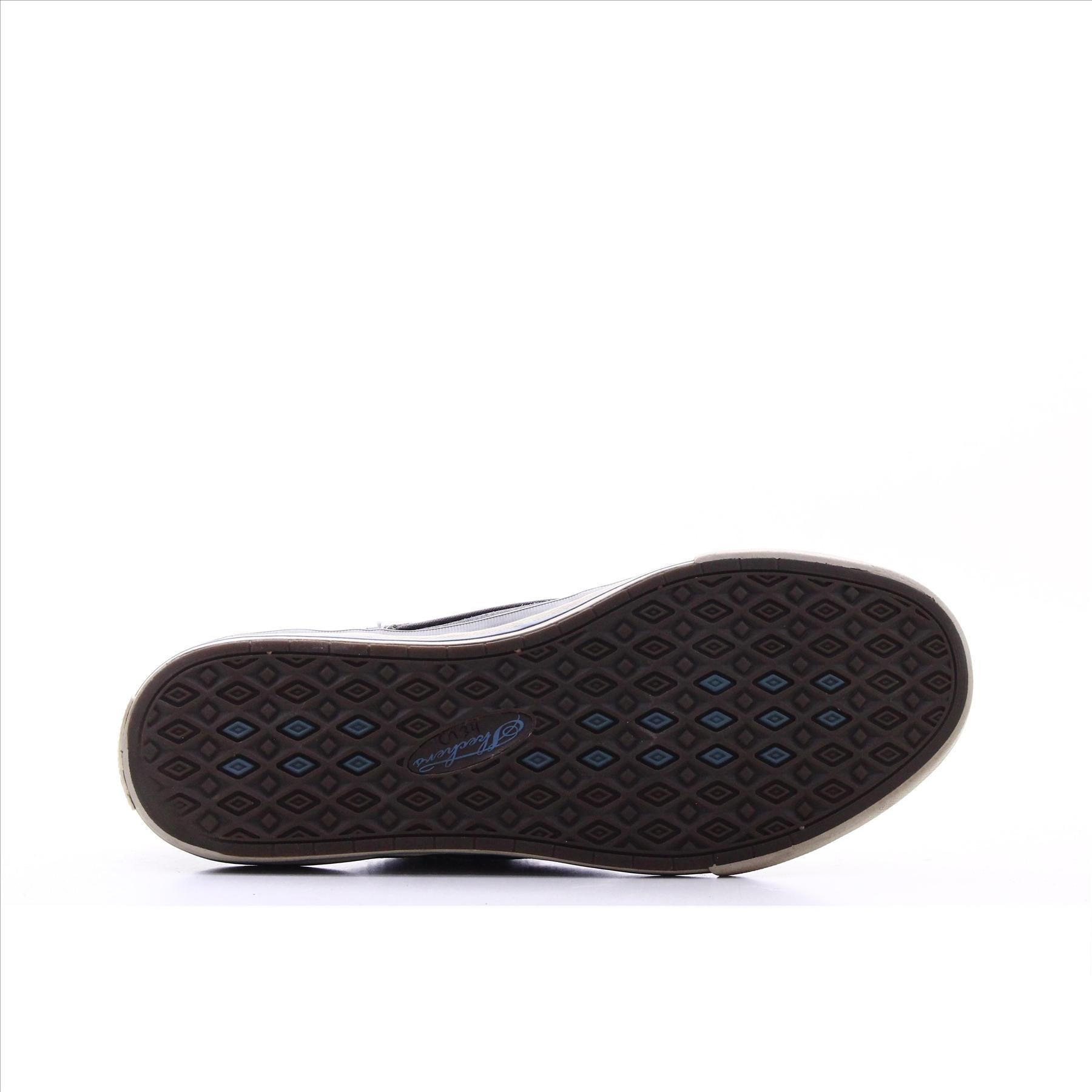 Skechers Relaxed Fit 