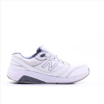 New Balance 928 V8