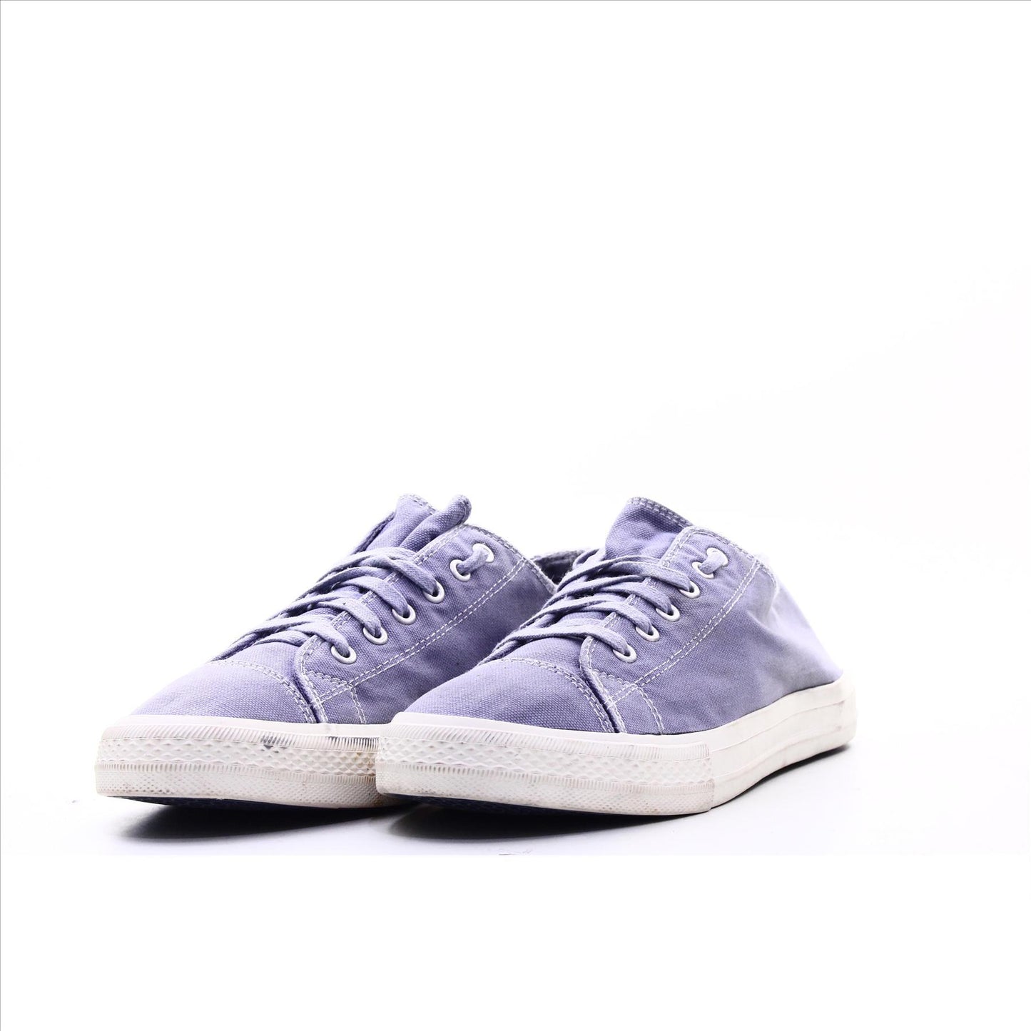 Est. Sneakers