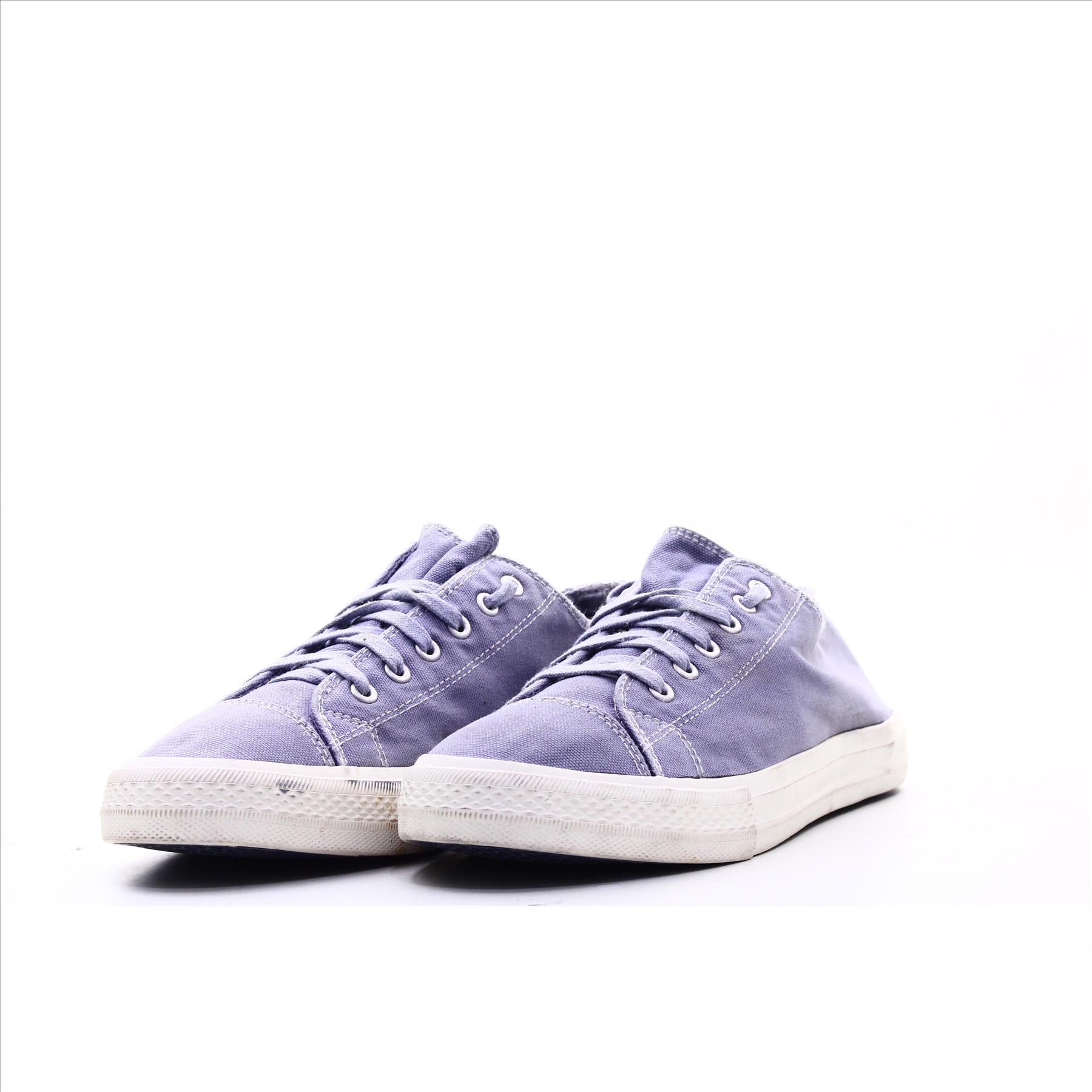 Est. Sneakers