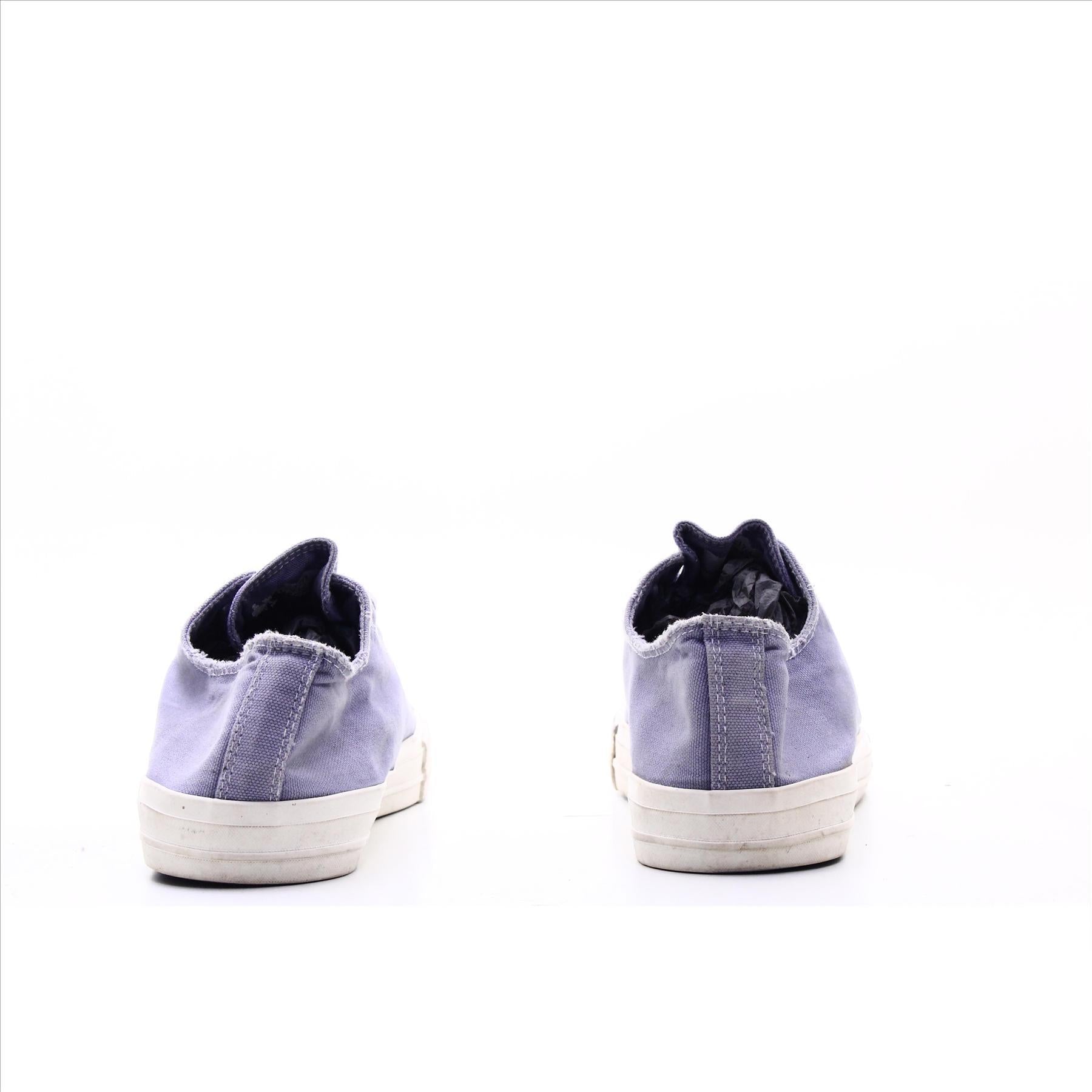 Est. Sneakers