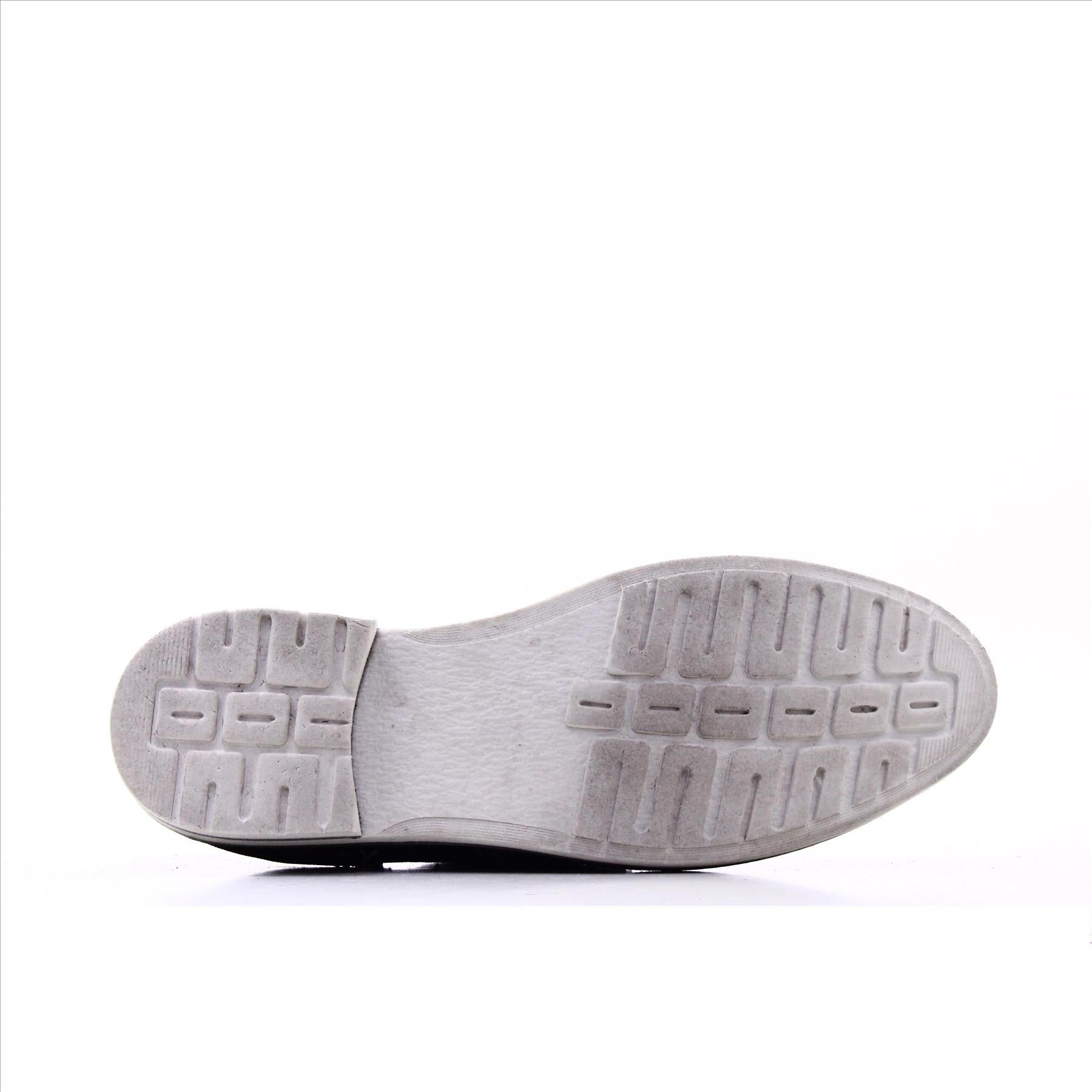 Sacha Casual Collection
