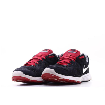 Nike Revolution 