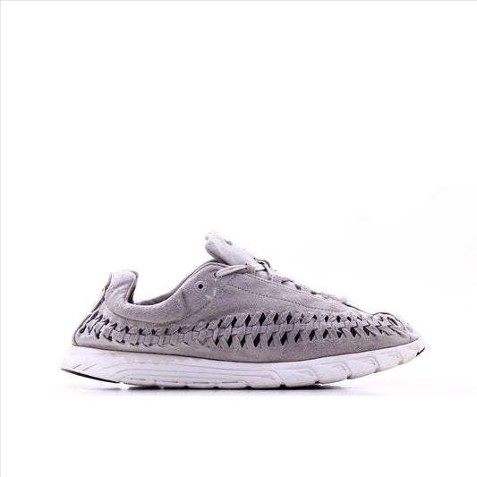 Nike Weaved