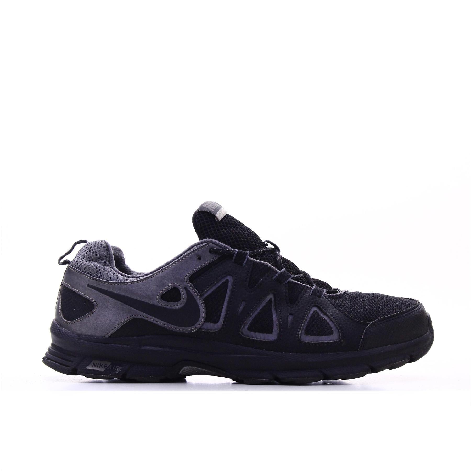 Nike Alvord 10