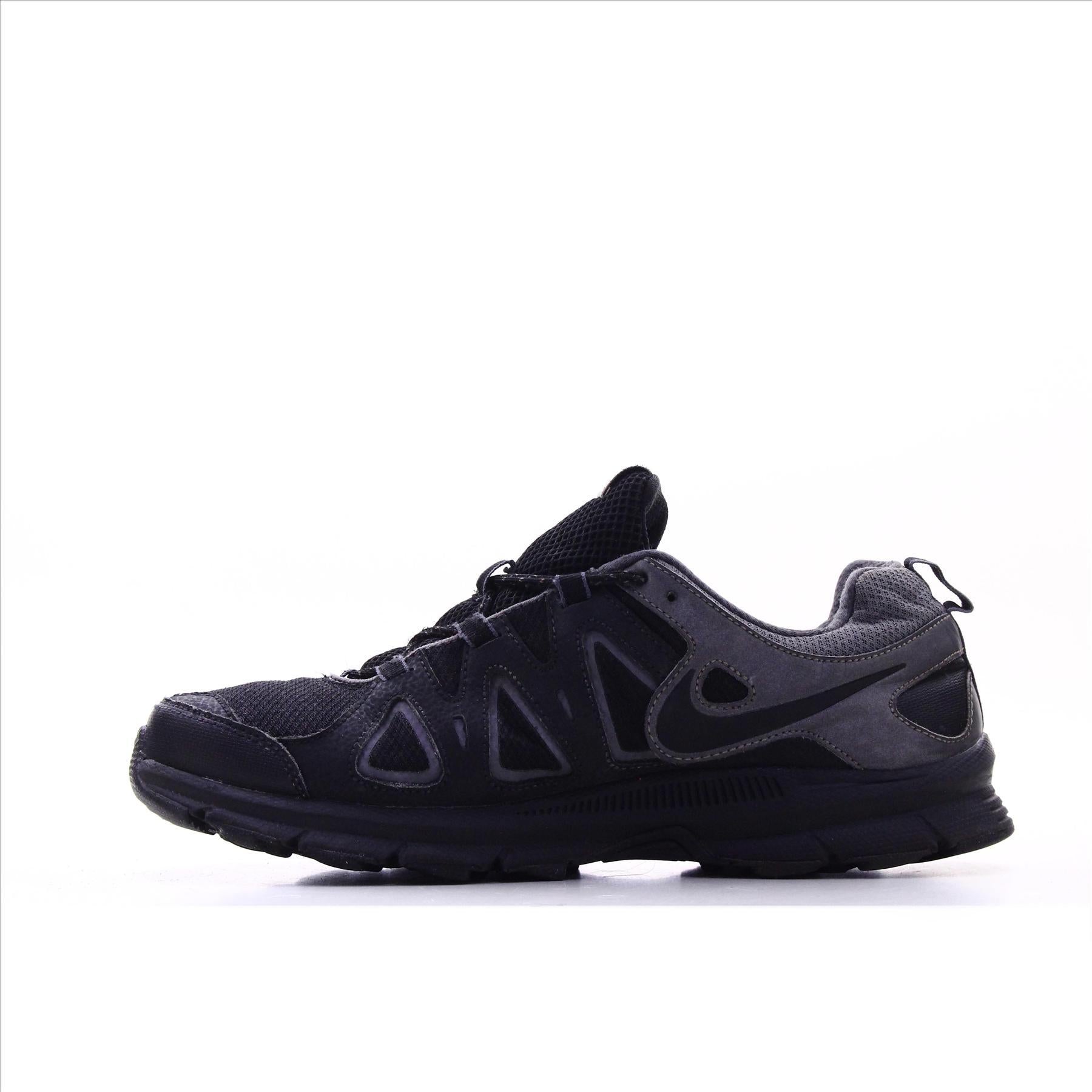 Nike Alvord 10