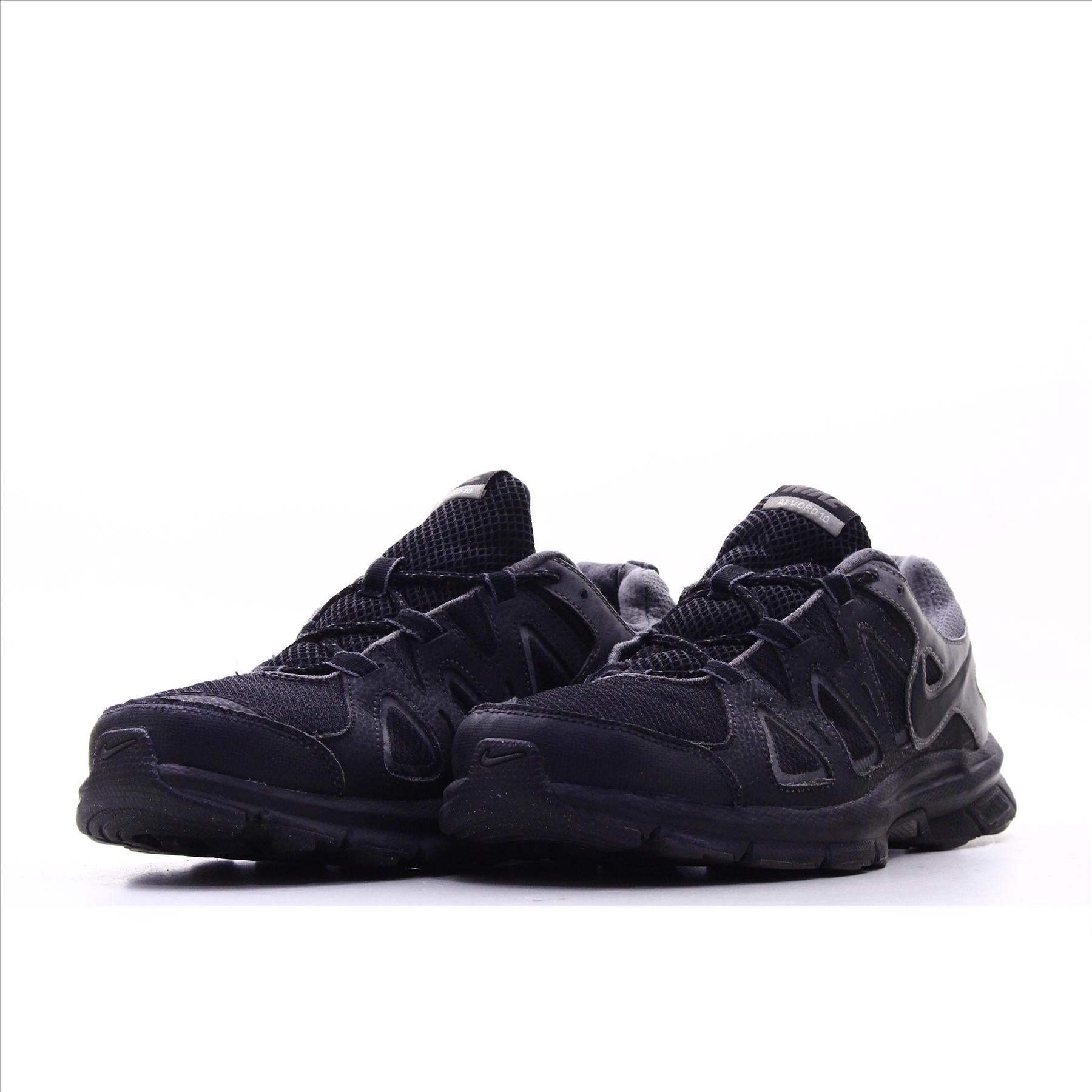 Nike Alvord 10