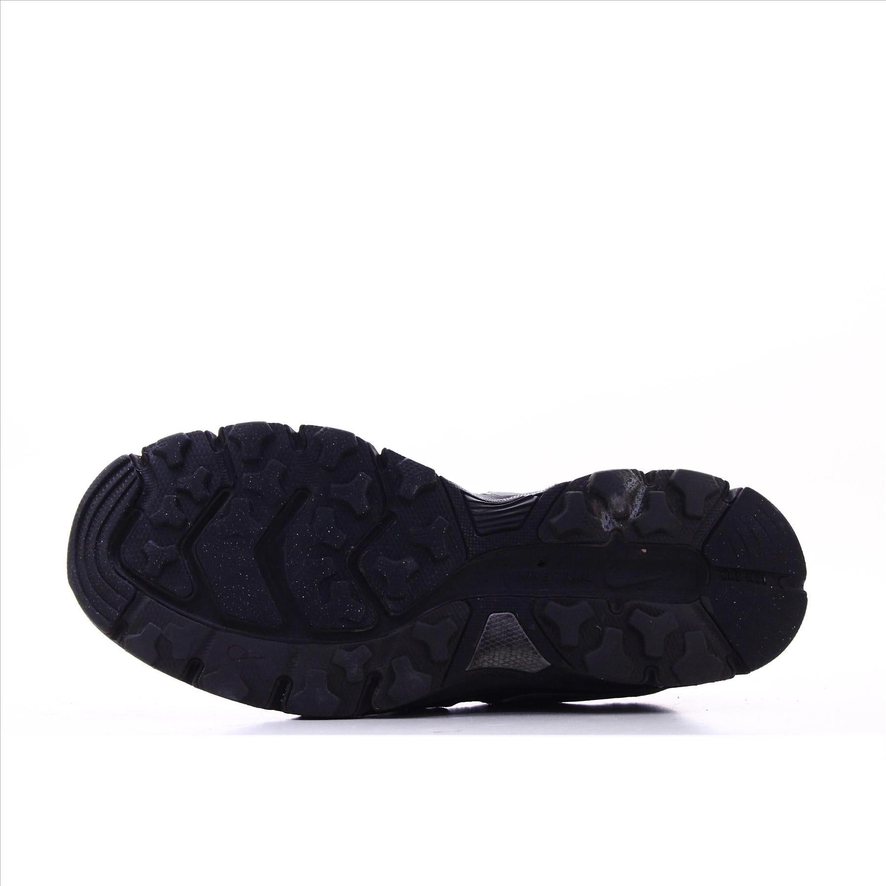 Nike Alvord 10