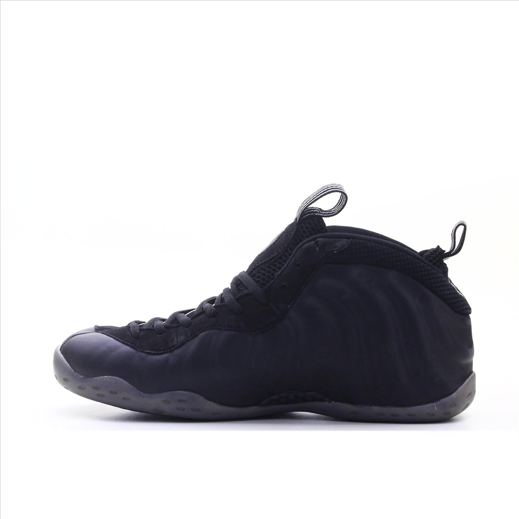 Nike Platinum