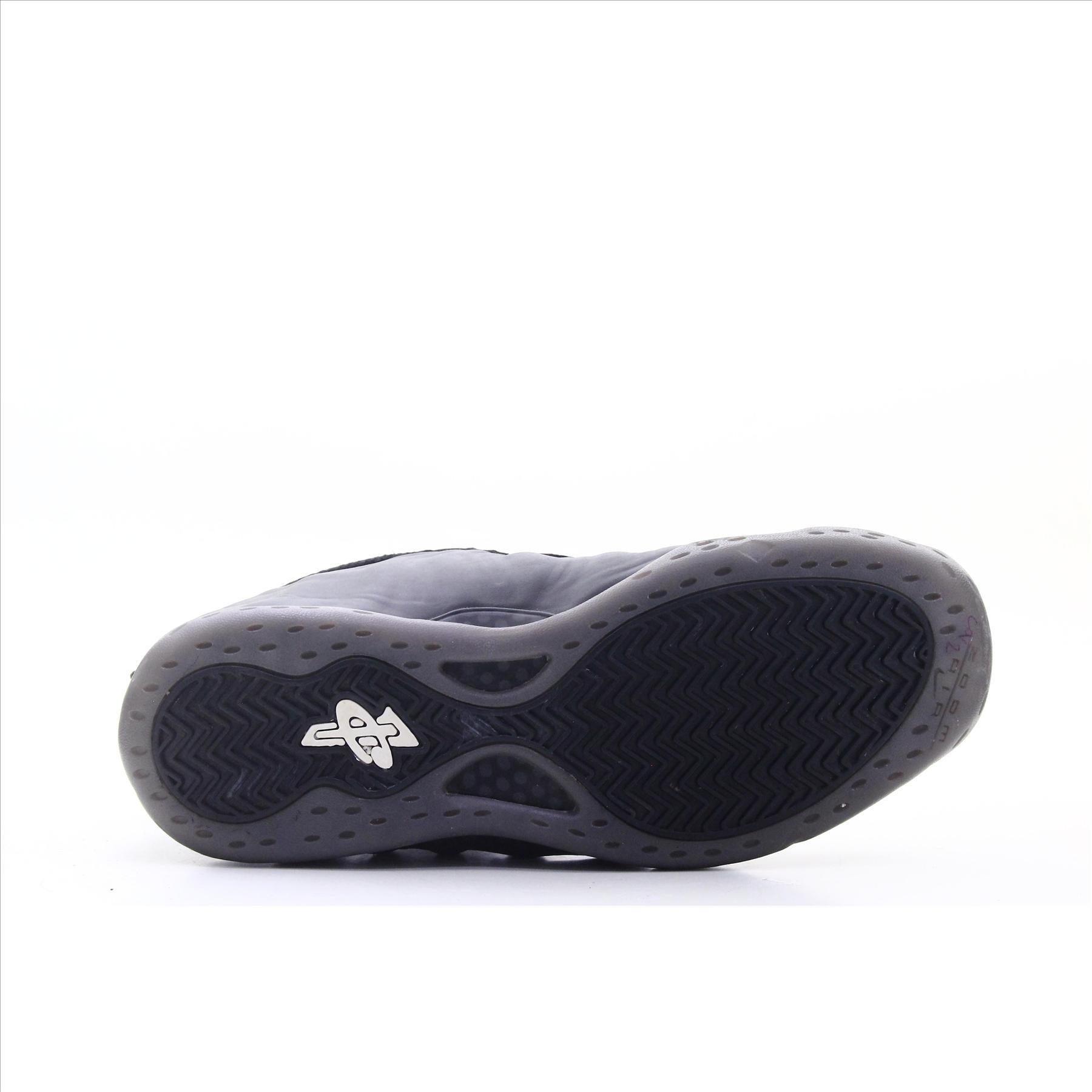 Nike Platinum