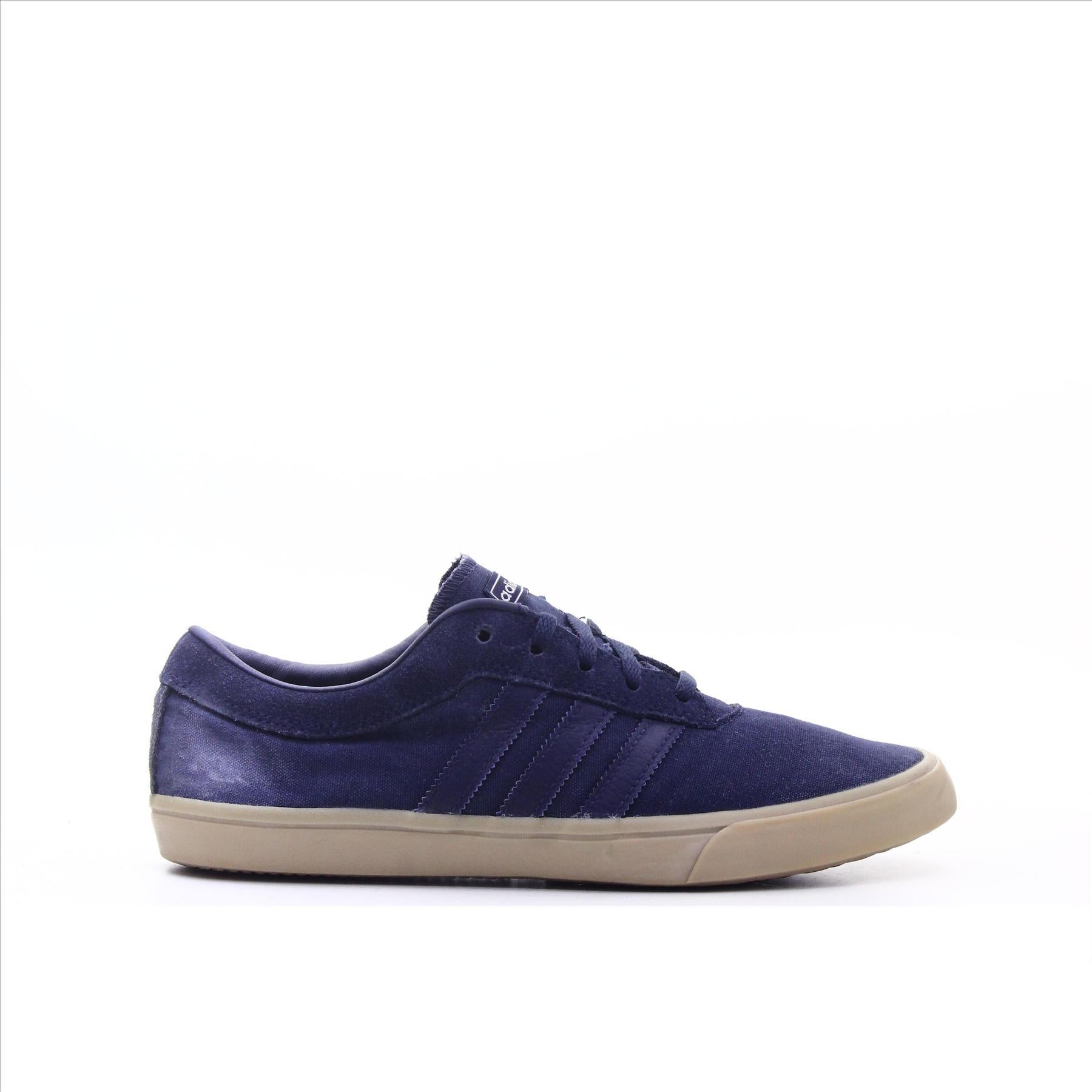 Adidas Casual