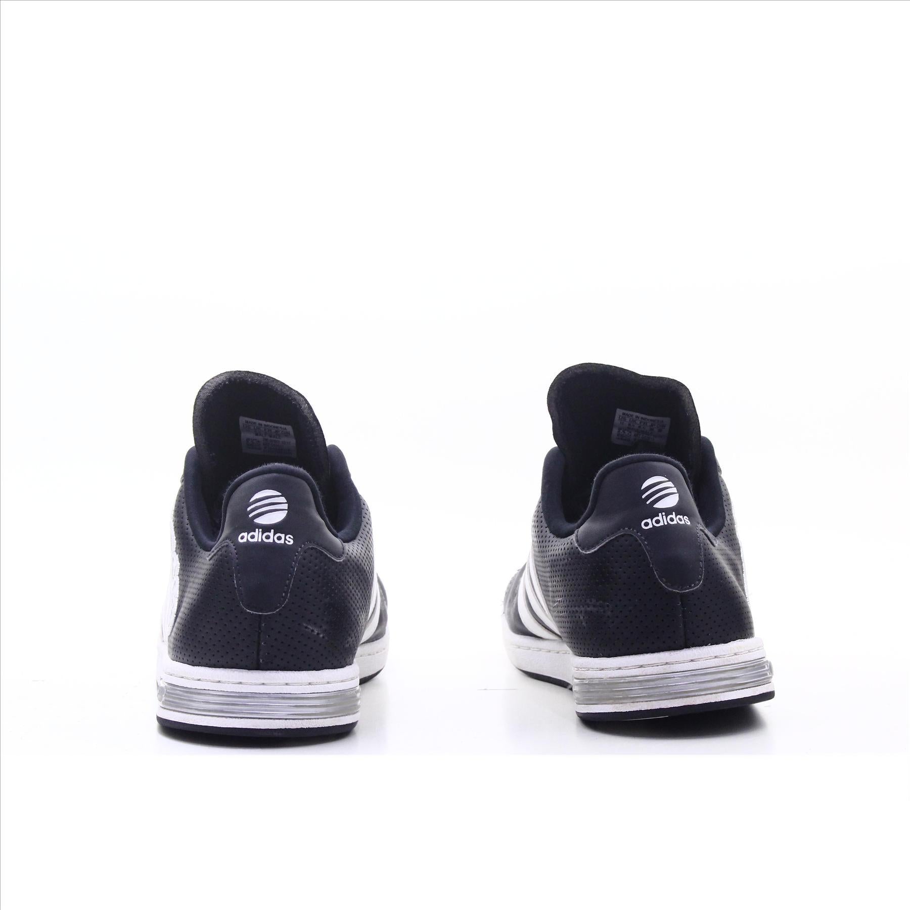 Adidas Neo