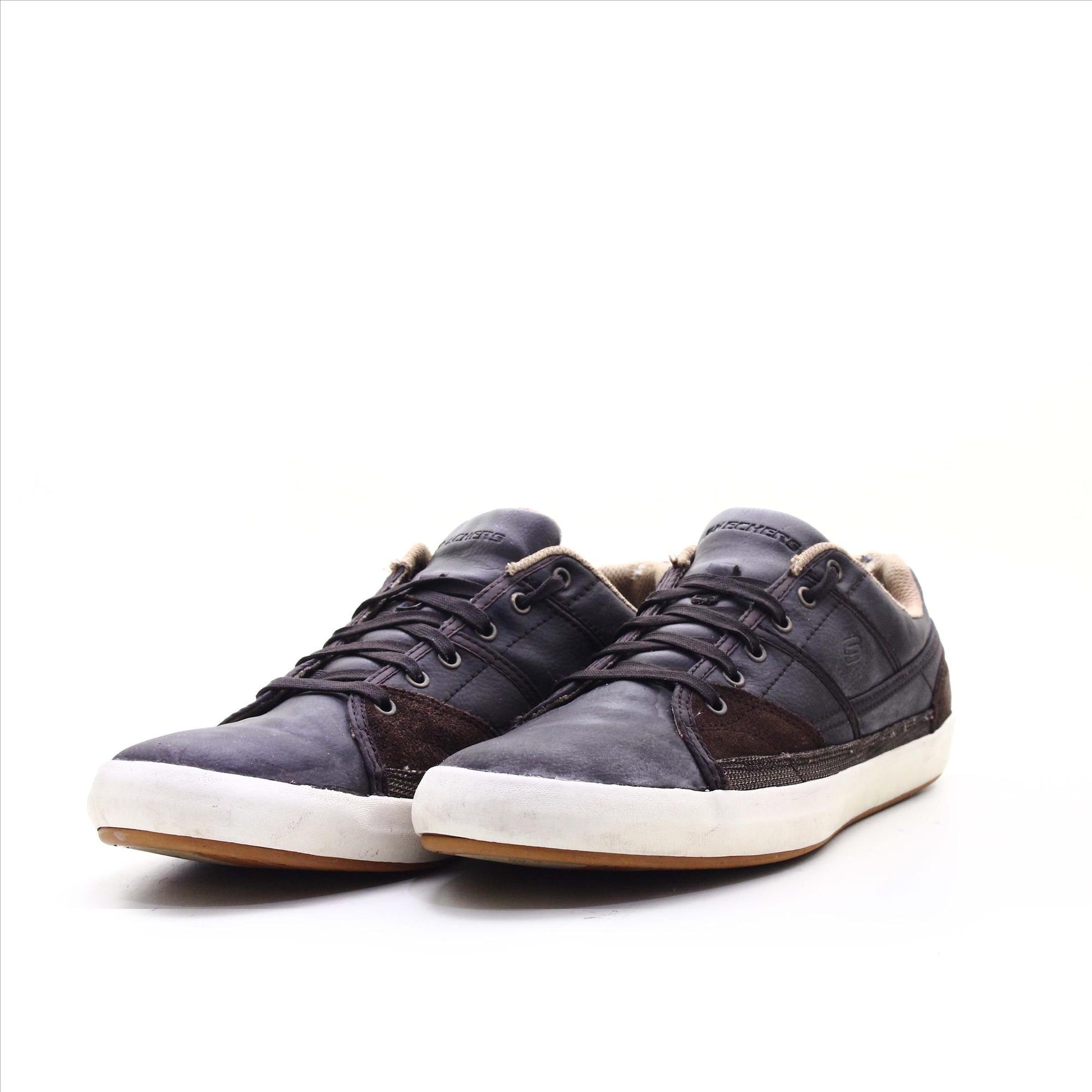 Skechers Relaxed Fit Memory Foam