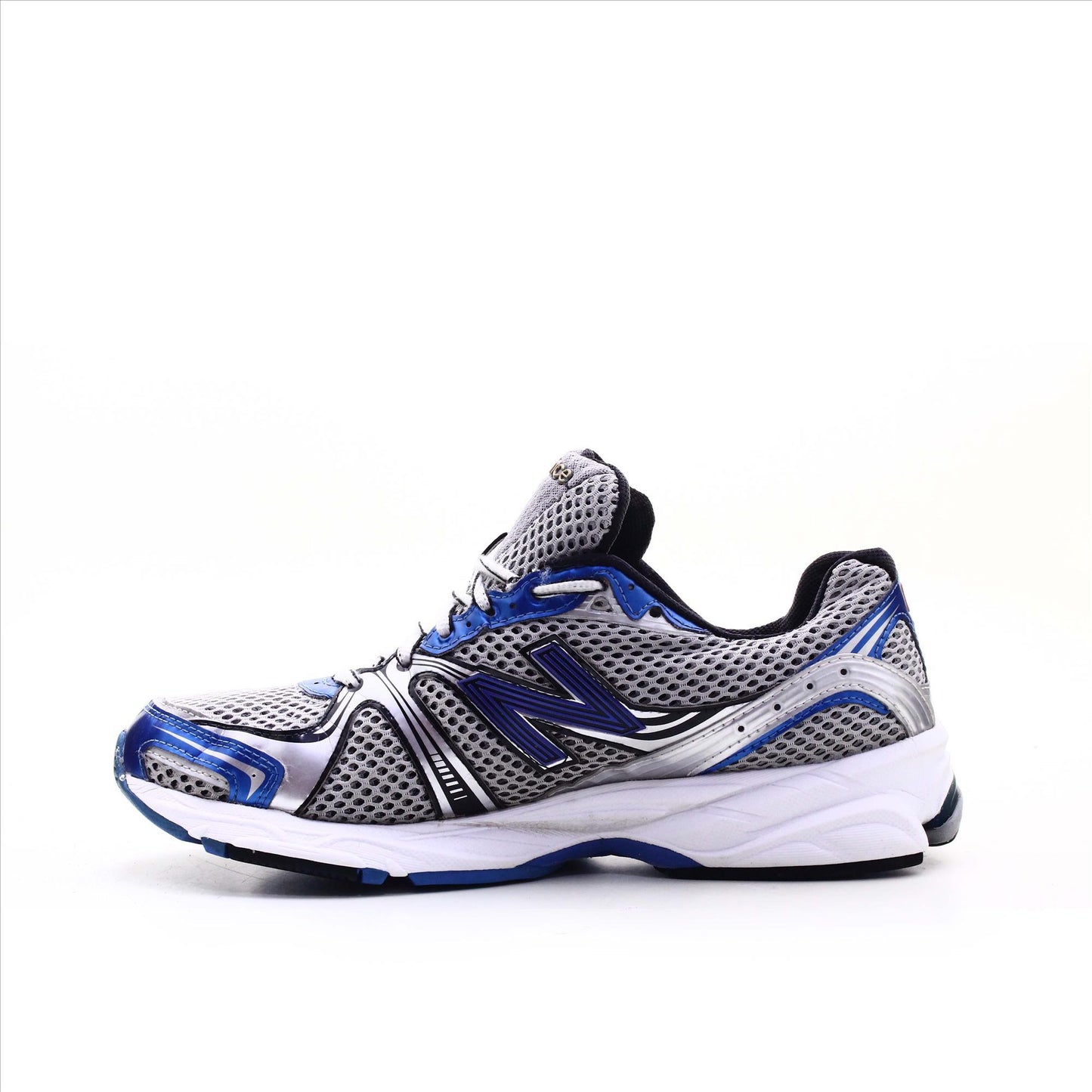 New Balance 880
