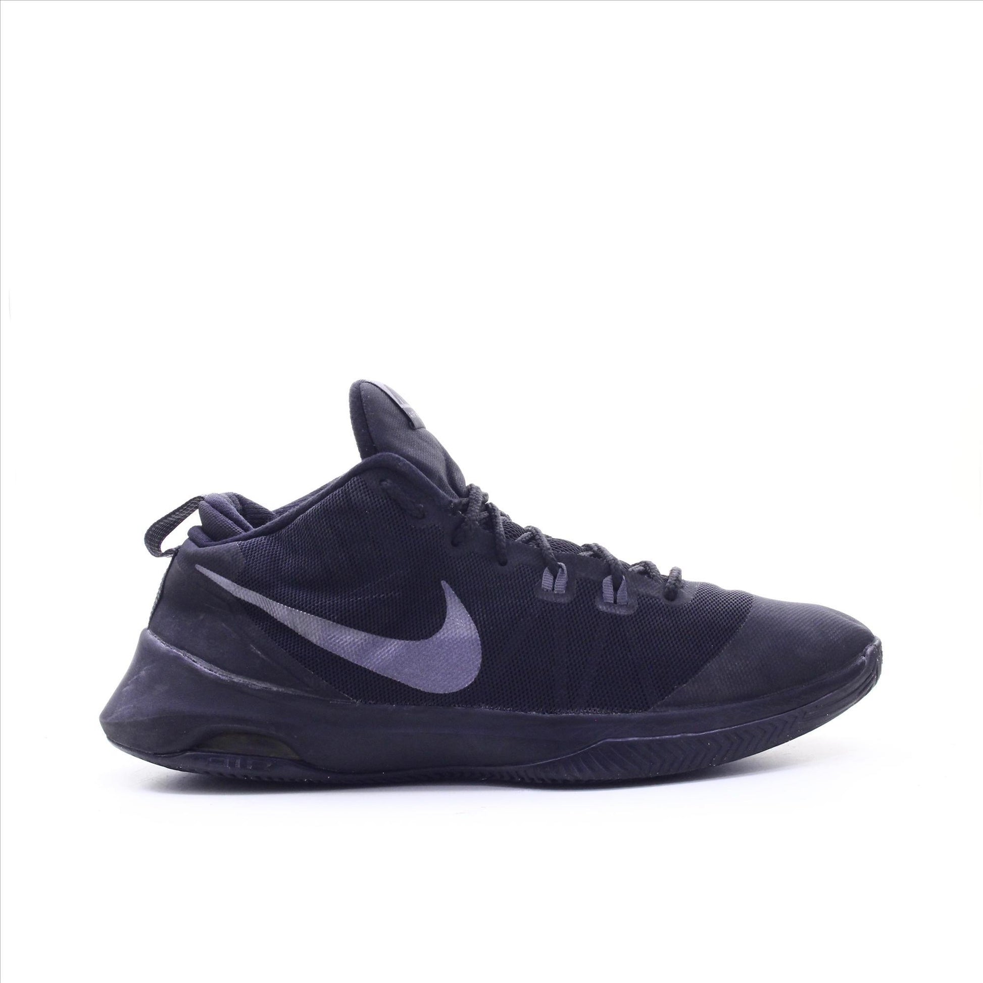 Nike Air Versitile 