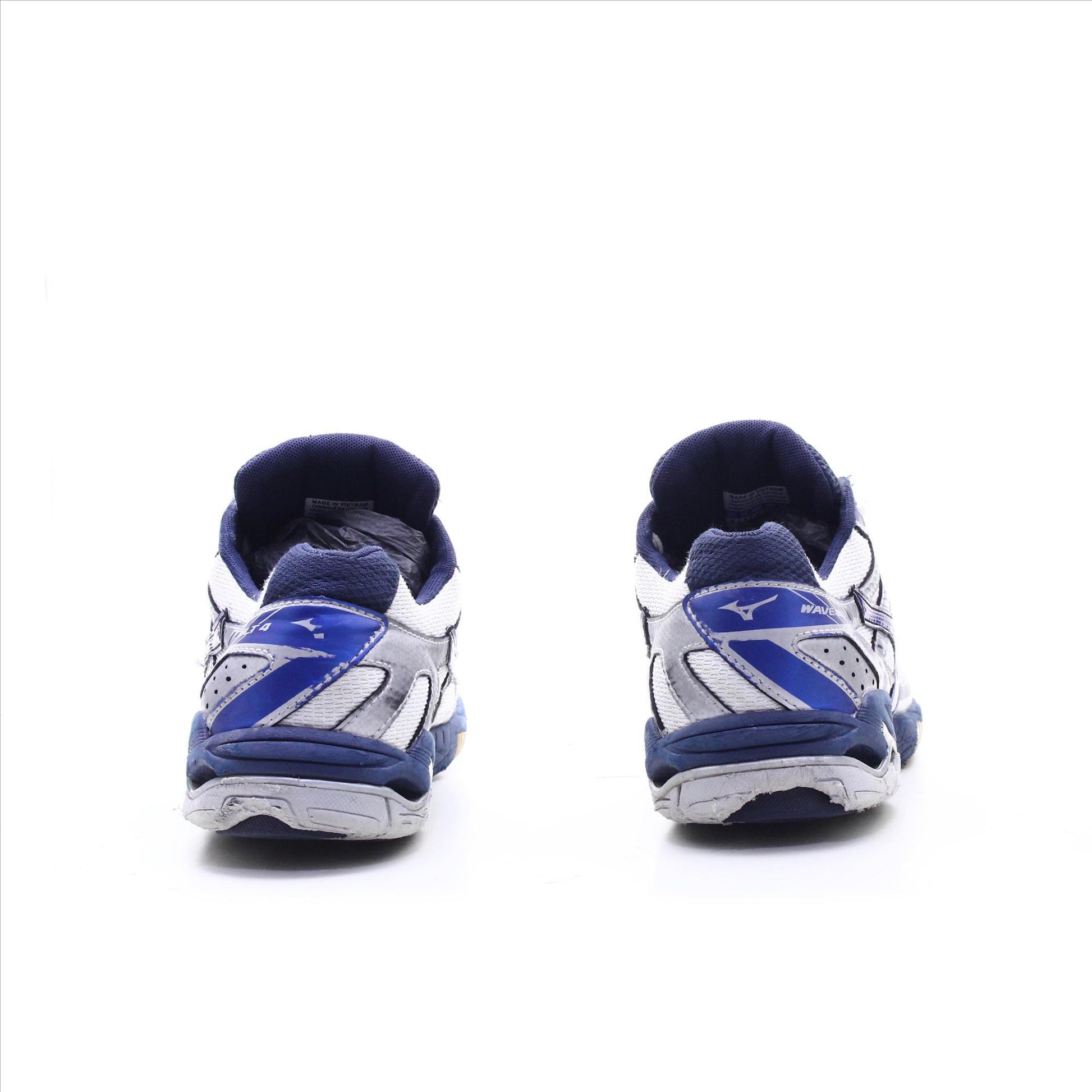Mizuno Bolt 4