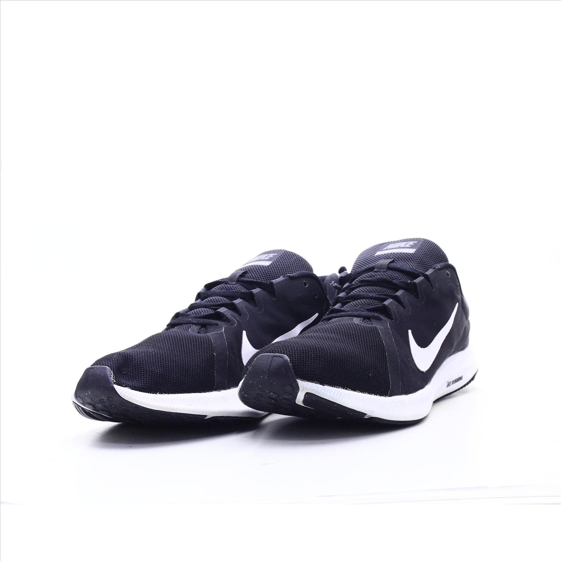 Nike Downshifter 8